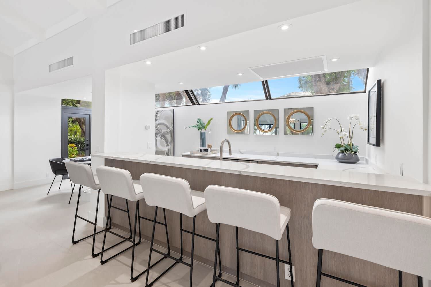 943 Evergreen Residence