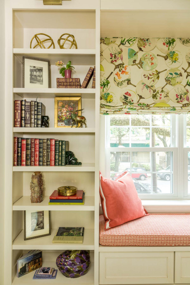 Example of a classic home design design in New Orleans