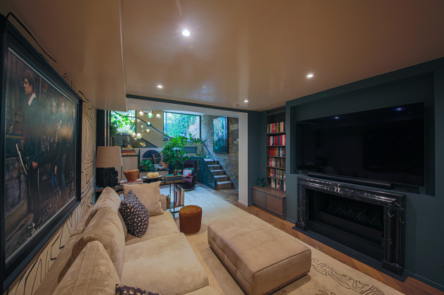 TV room contemporary-living-room