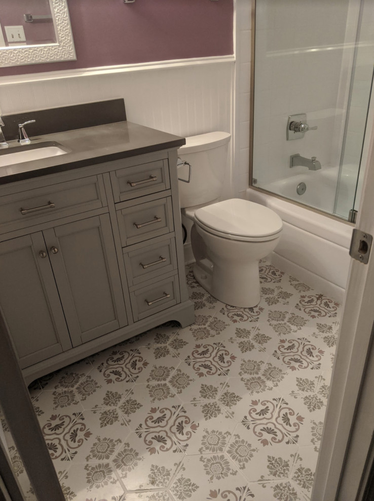 Greenville Feminine Bathroom and Kitchen