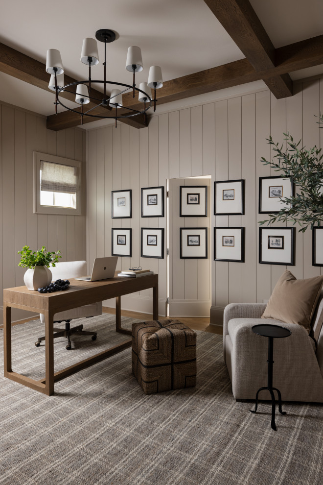 Inspiration for a transitional home office remodel in Orlando