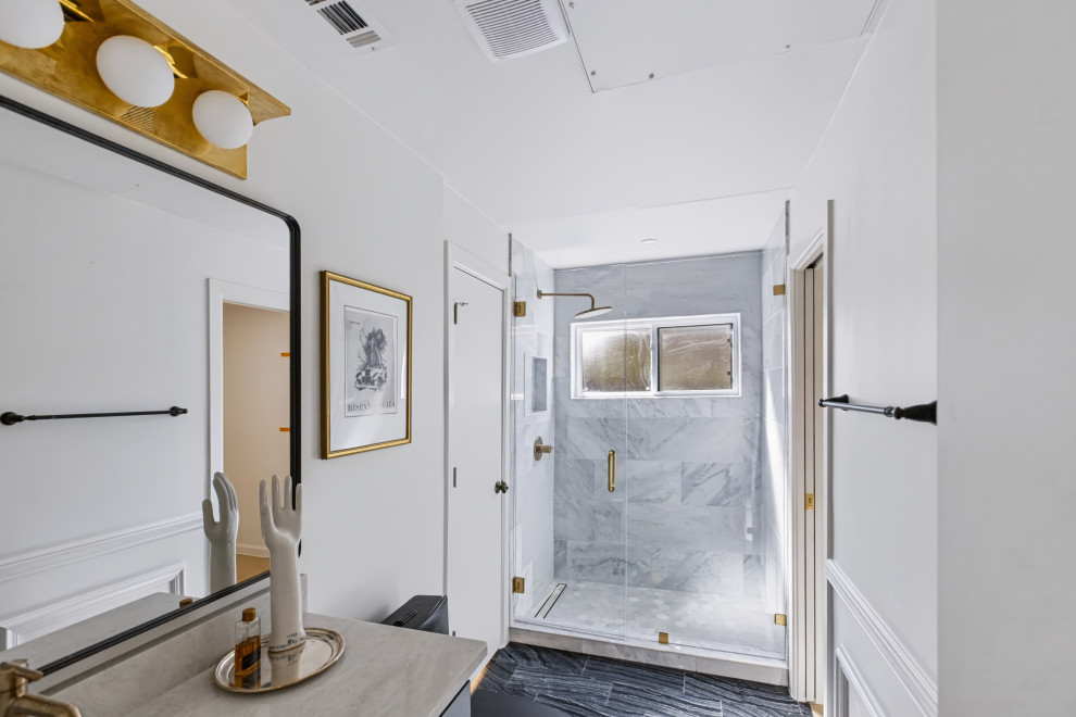 FRAMELESS SHOWERS