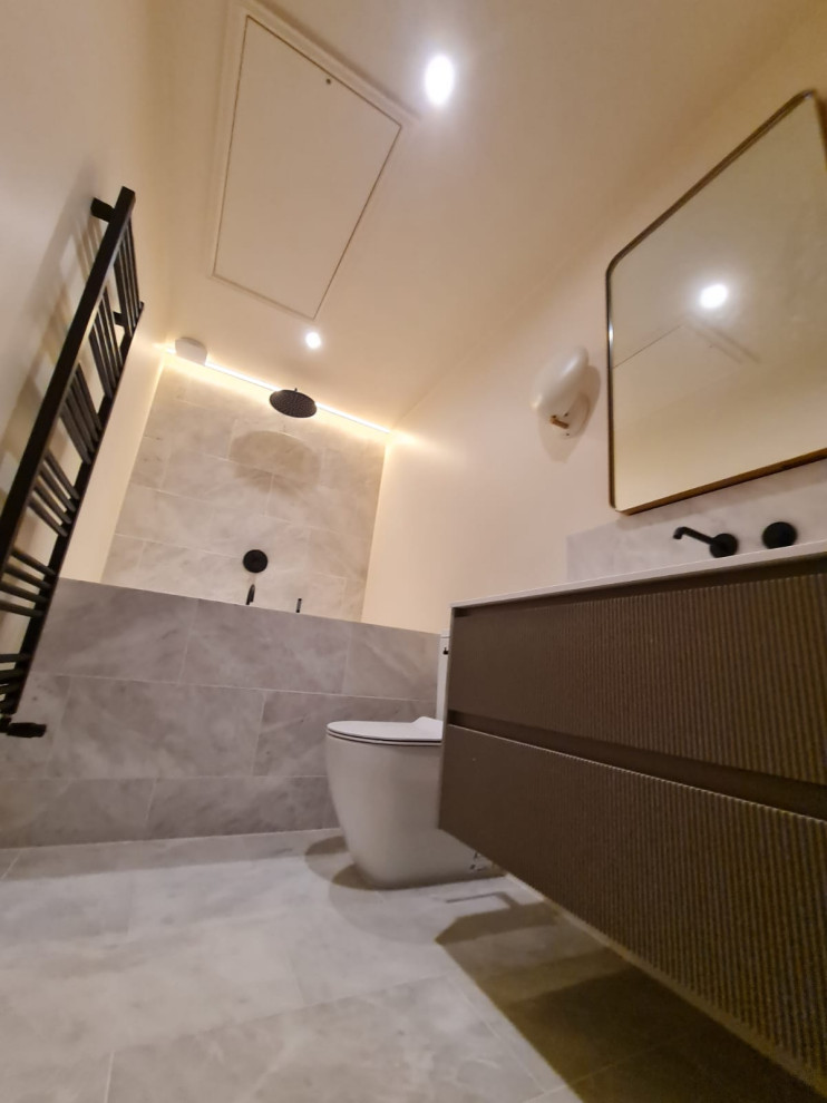 Modern Bathroom