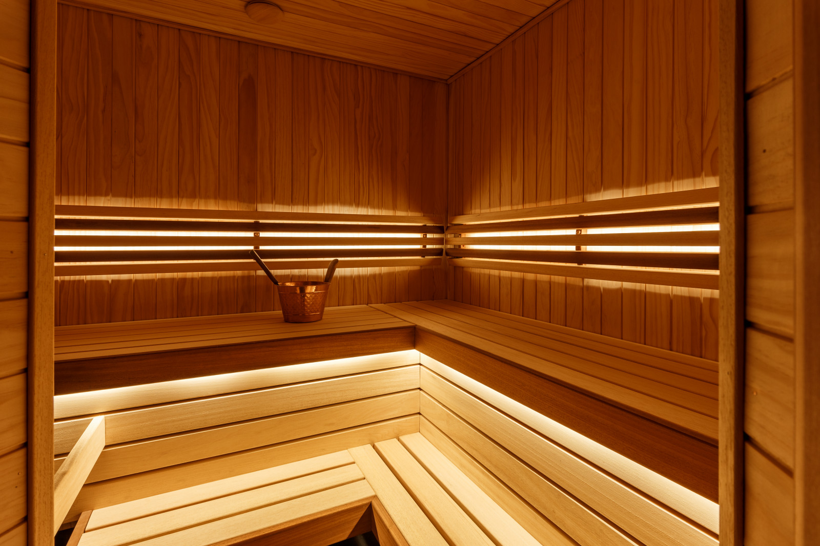 Апартаменты c террасой в аренду. Разлив