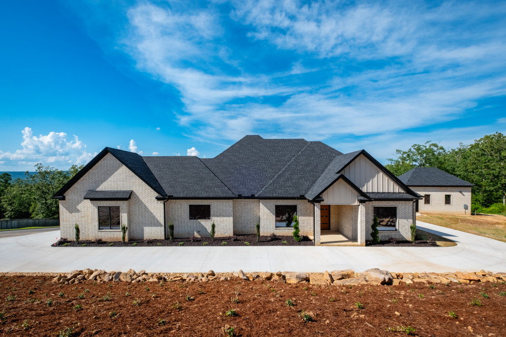 Roy Residence - Waterview Estates