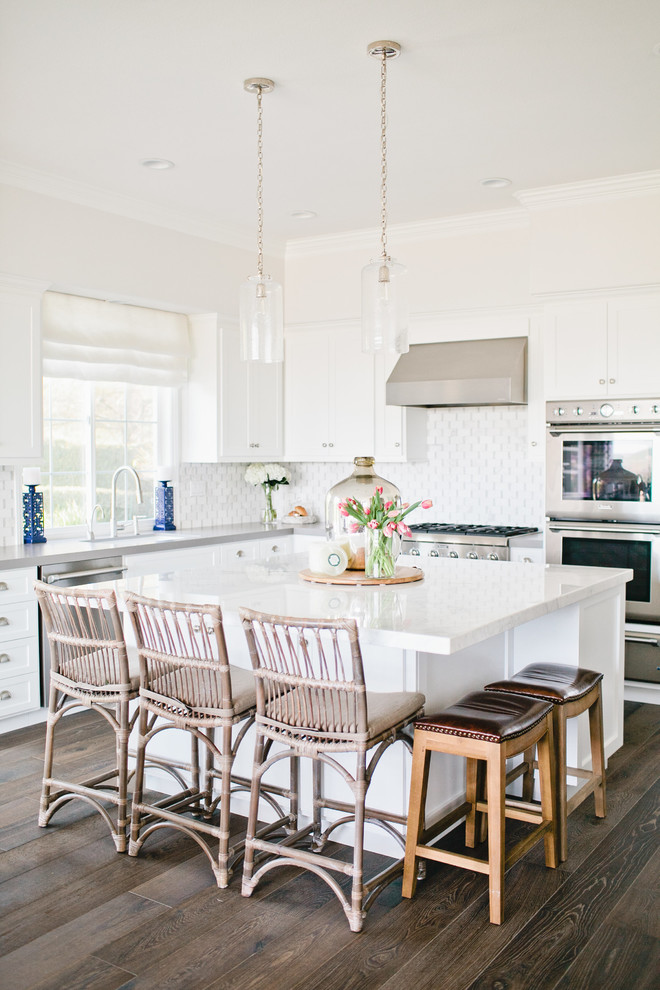 Transitional kitchen photo in Orange County