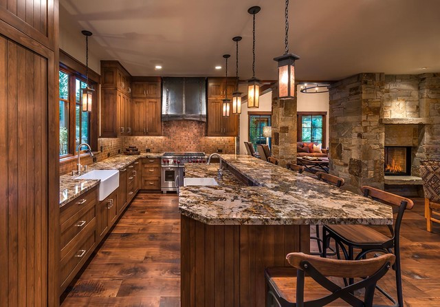 Eclectic Lodge rustico-cucina
