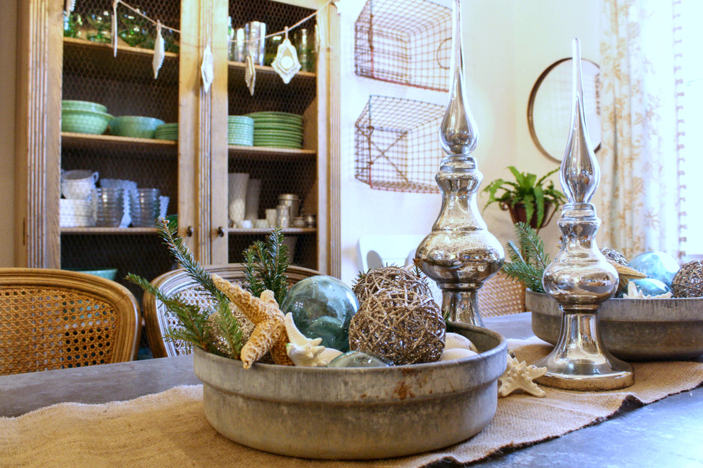 Inspiration for an eclectic home design remodel in Tampa