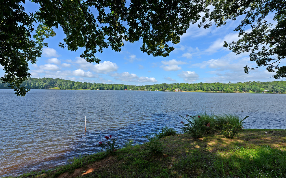 Broadway Lake Anderson, SC. Custom Homes Traditional Landscape
