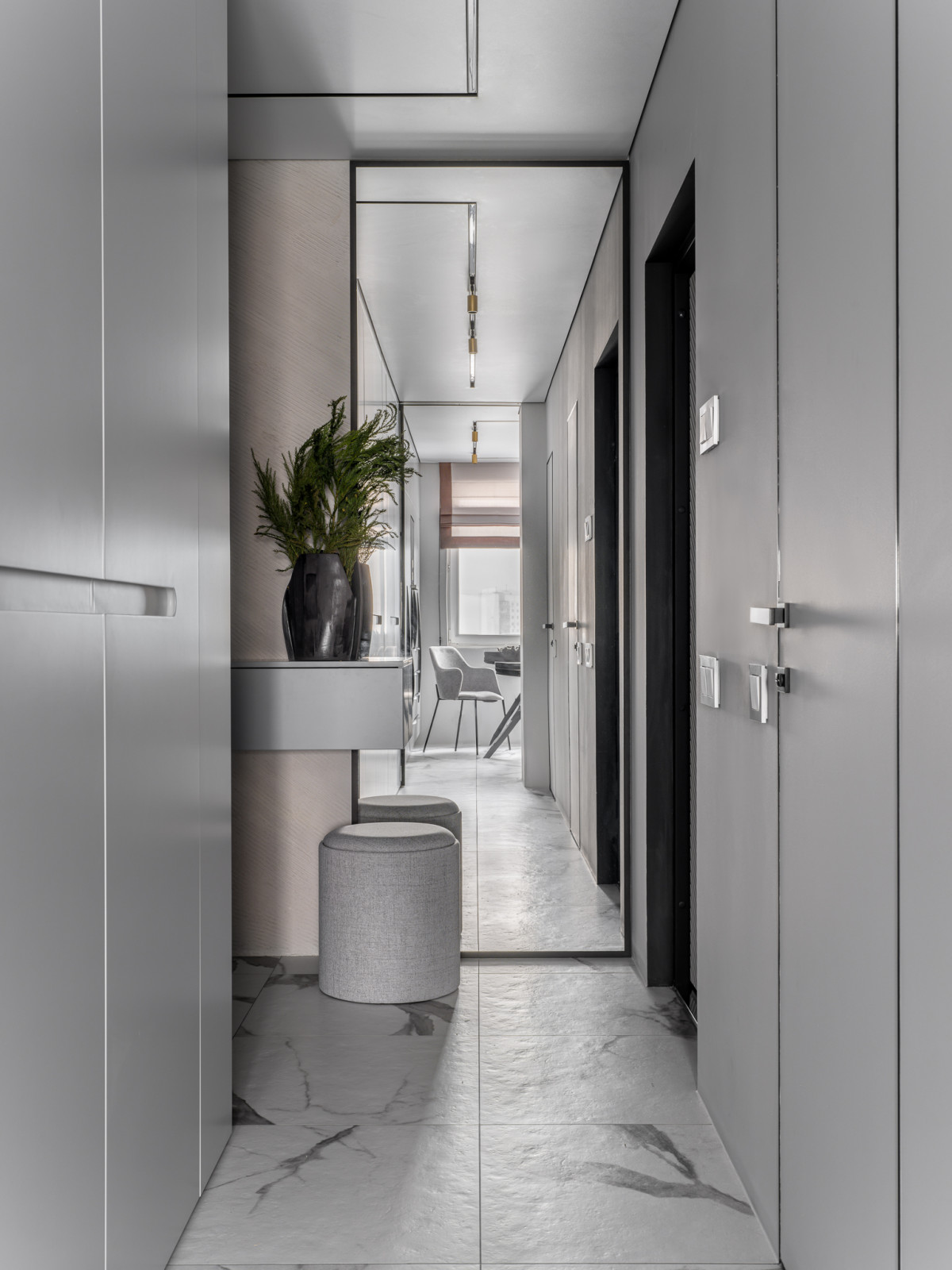 Интерьер типовой трехкомнатной квартиры в доме серии П-3