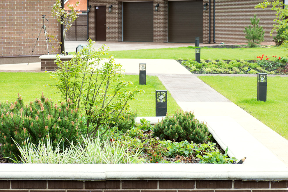 Первая весна в саду "Красный октябрь"