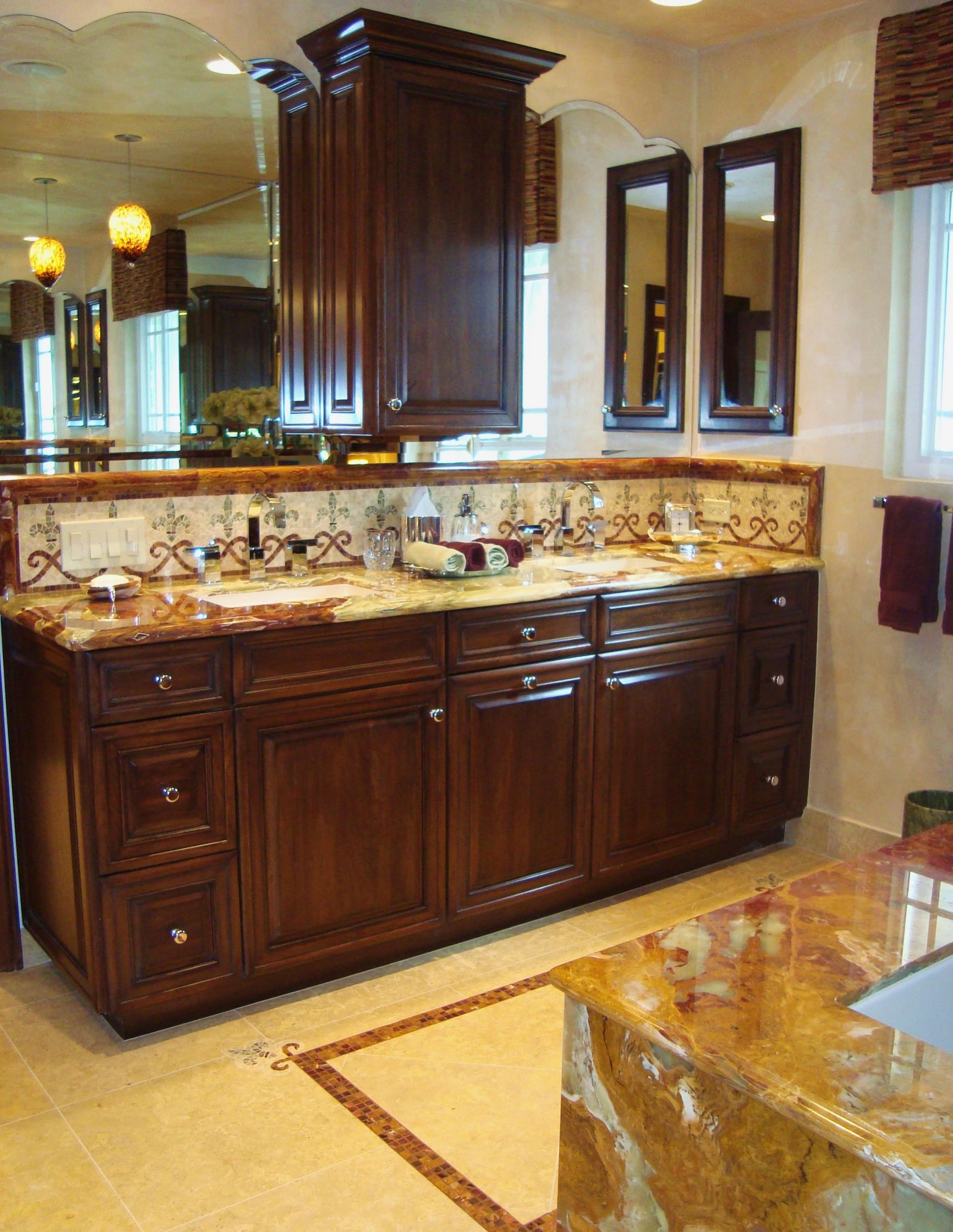 The Rubin - Onyx "master bath" tub,  Brookhaven cabinetry, and tile floor design