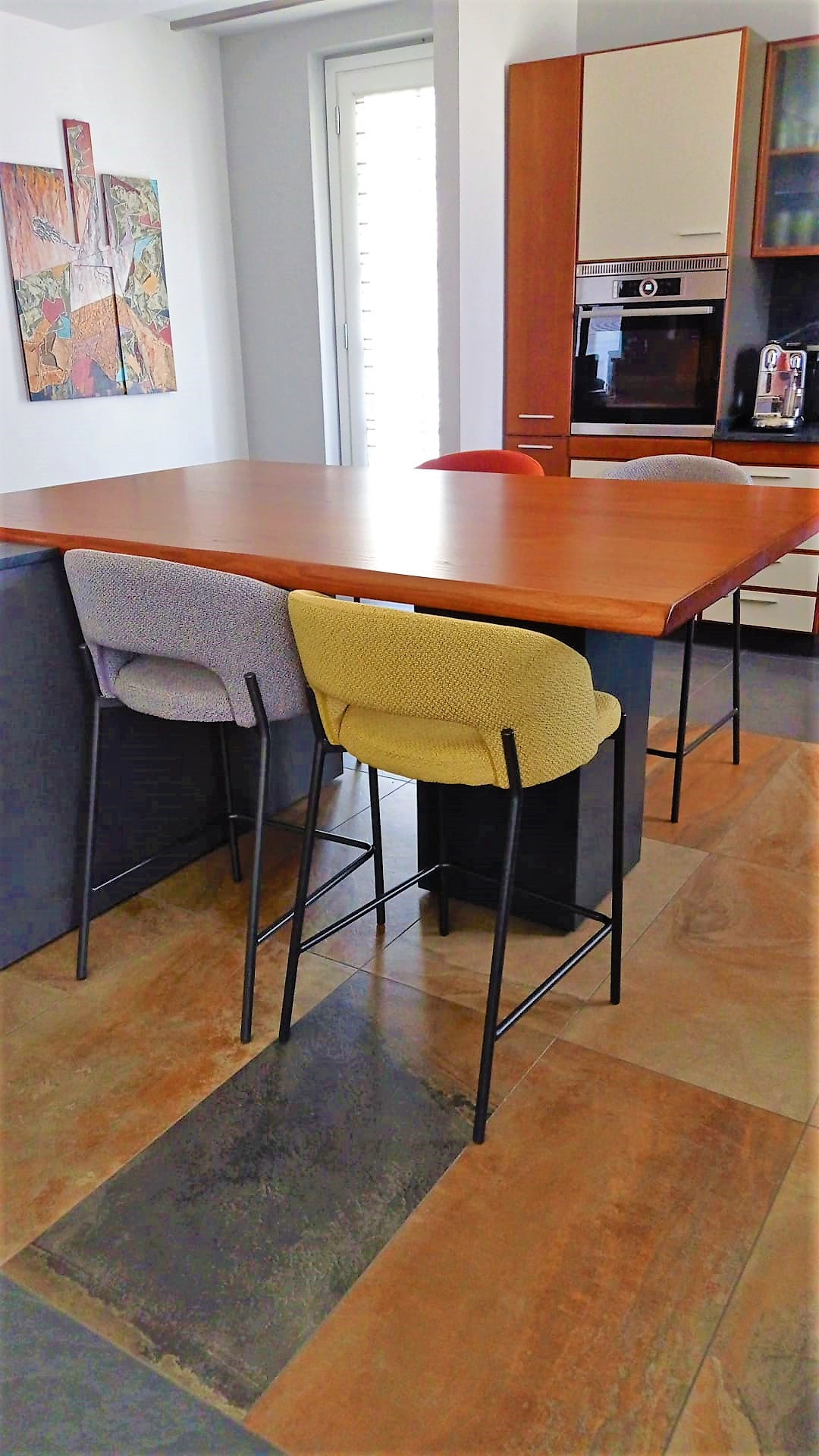 SI RINNOVA L'AMBIENTE CUCINA