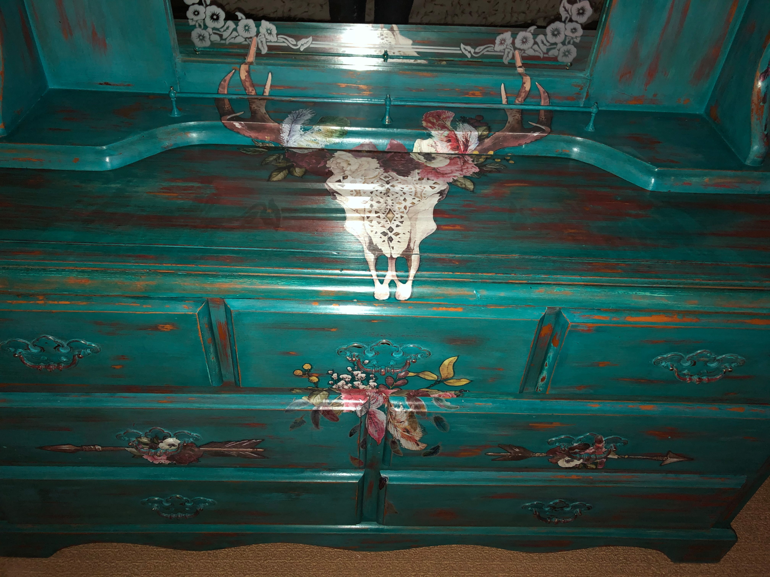 Old Dresser