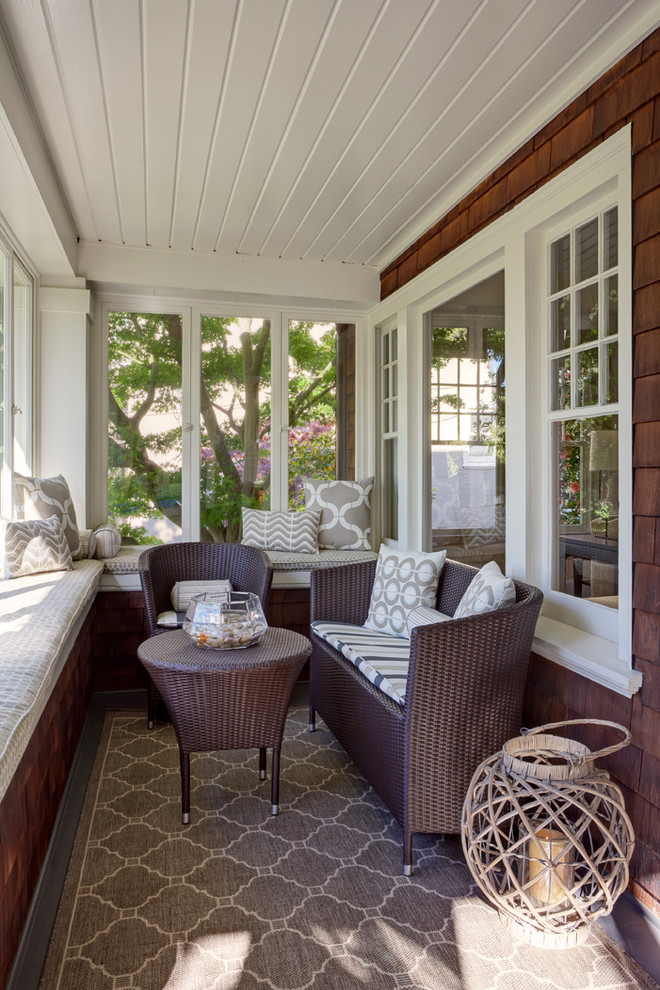 Inspiration for a small traditional sunroom in San Francisco with a standard ceiling.