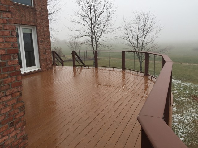 Oconomowoc Radius Timbertech deck with Azek cable railing system