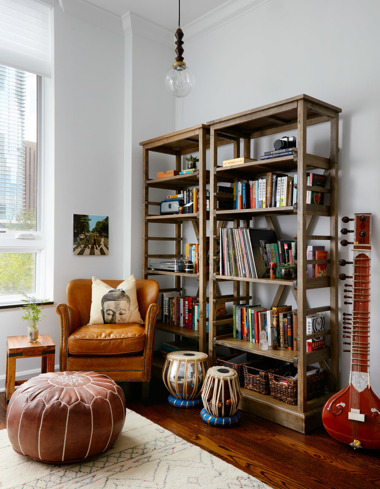 Eclectic family room photo in Chicago