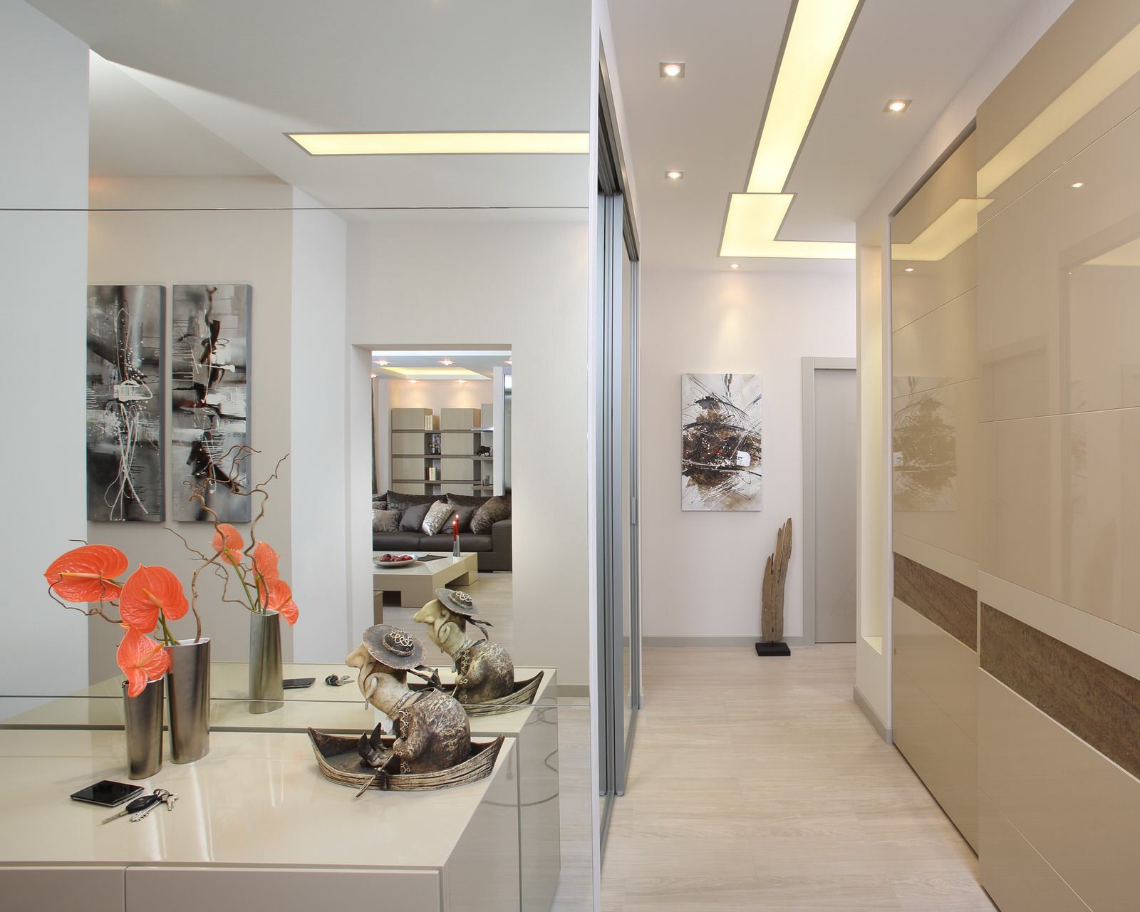 Интерьер квартиры в стиле минимализм с особенным цветовым решением