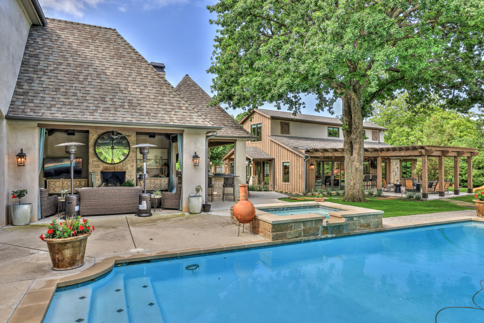 Mountain style home design photo in Dallas