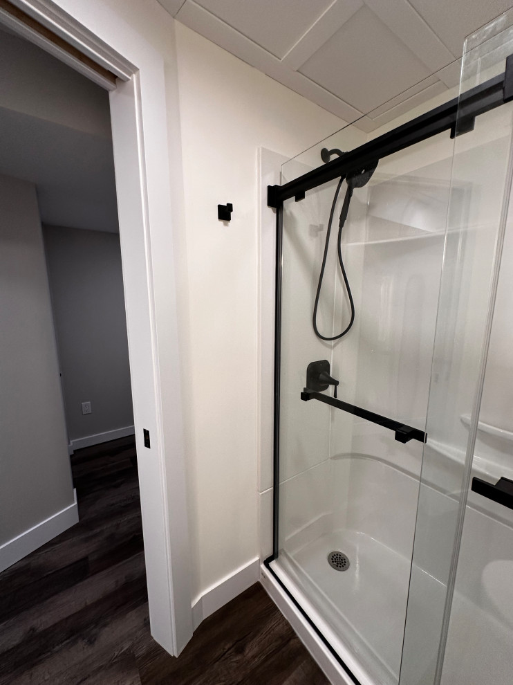 Mapleridge Cres - Basement - Dorchester, ON