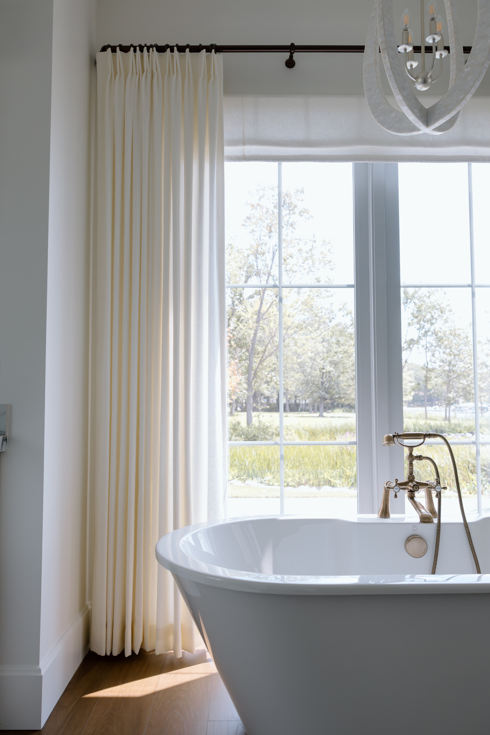 Example of a bathroom design in Other