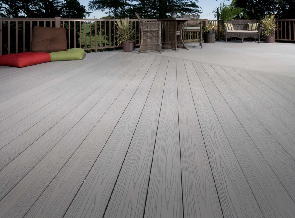 AZEK Decked Out Decks Traditional Deck Boston by F.D. Sterritt