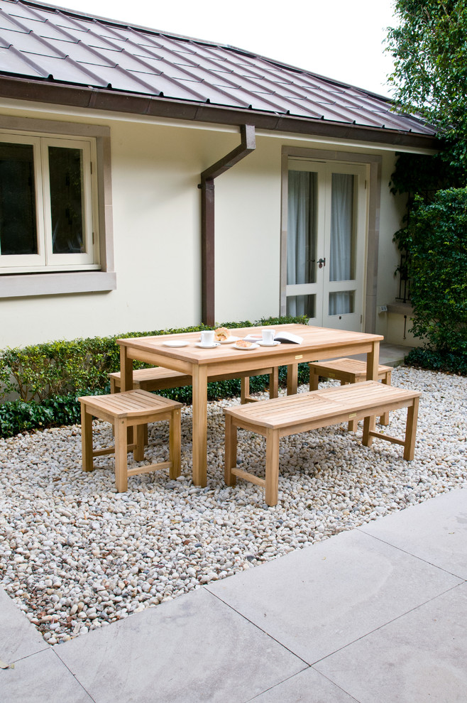This is an example of a traditional patio in Sydney.