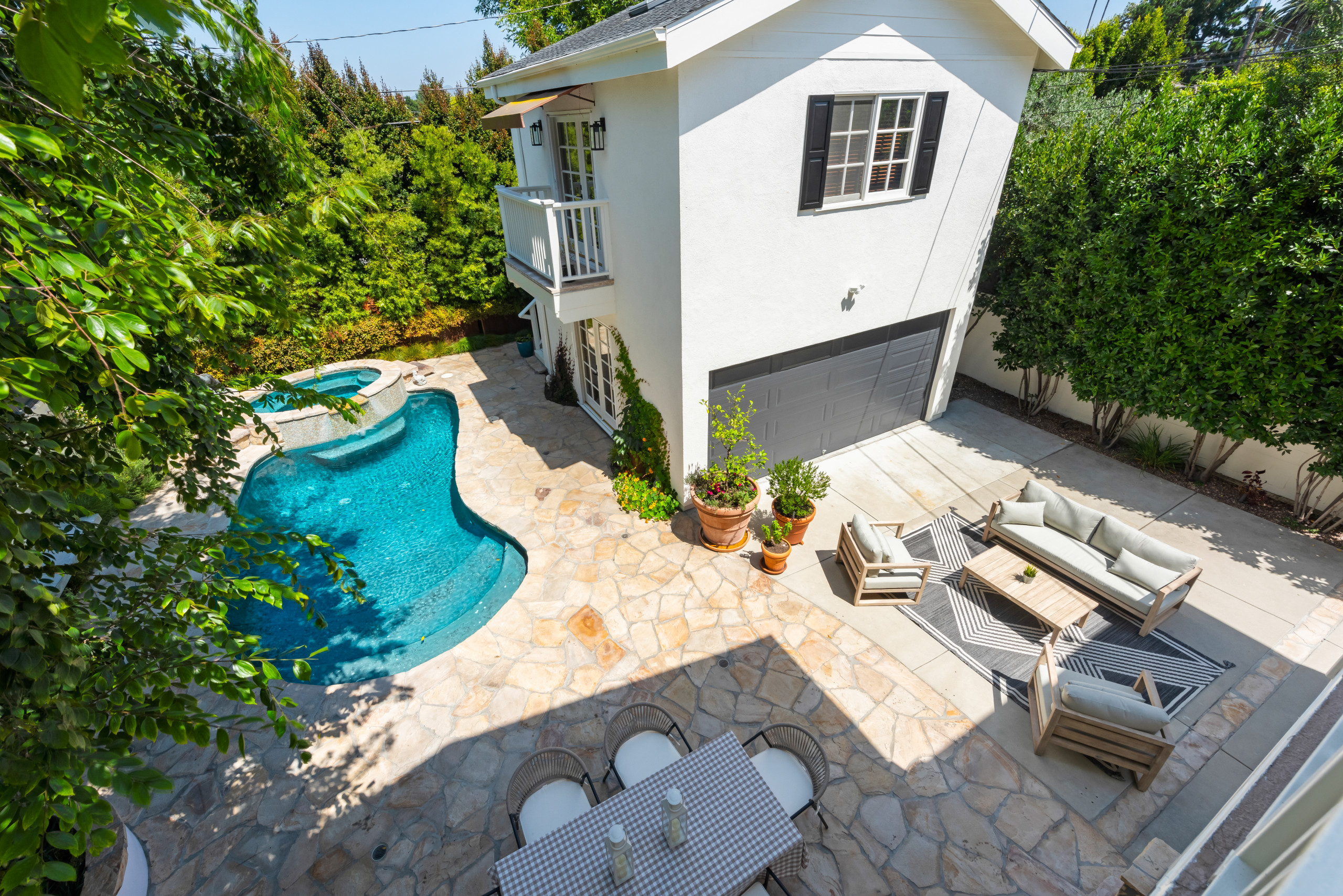 A Backyard Oasis in Studio City