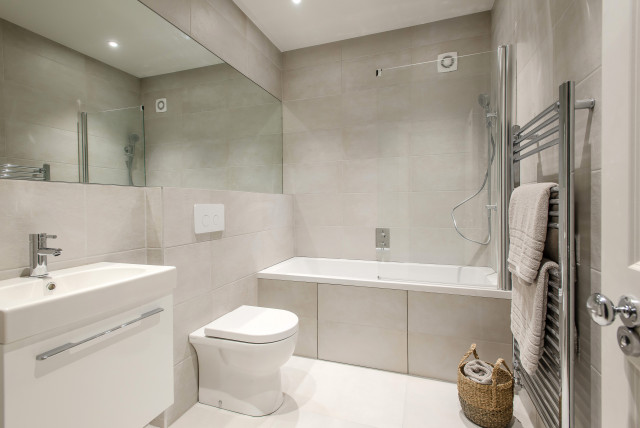 Wimbledon conversion flat contemporary-badrum