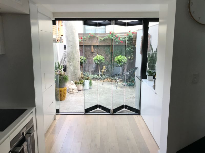 Frameless Bi Fold Door - Photos & Ideas