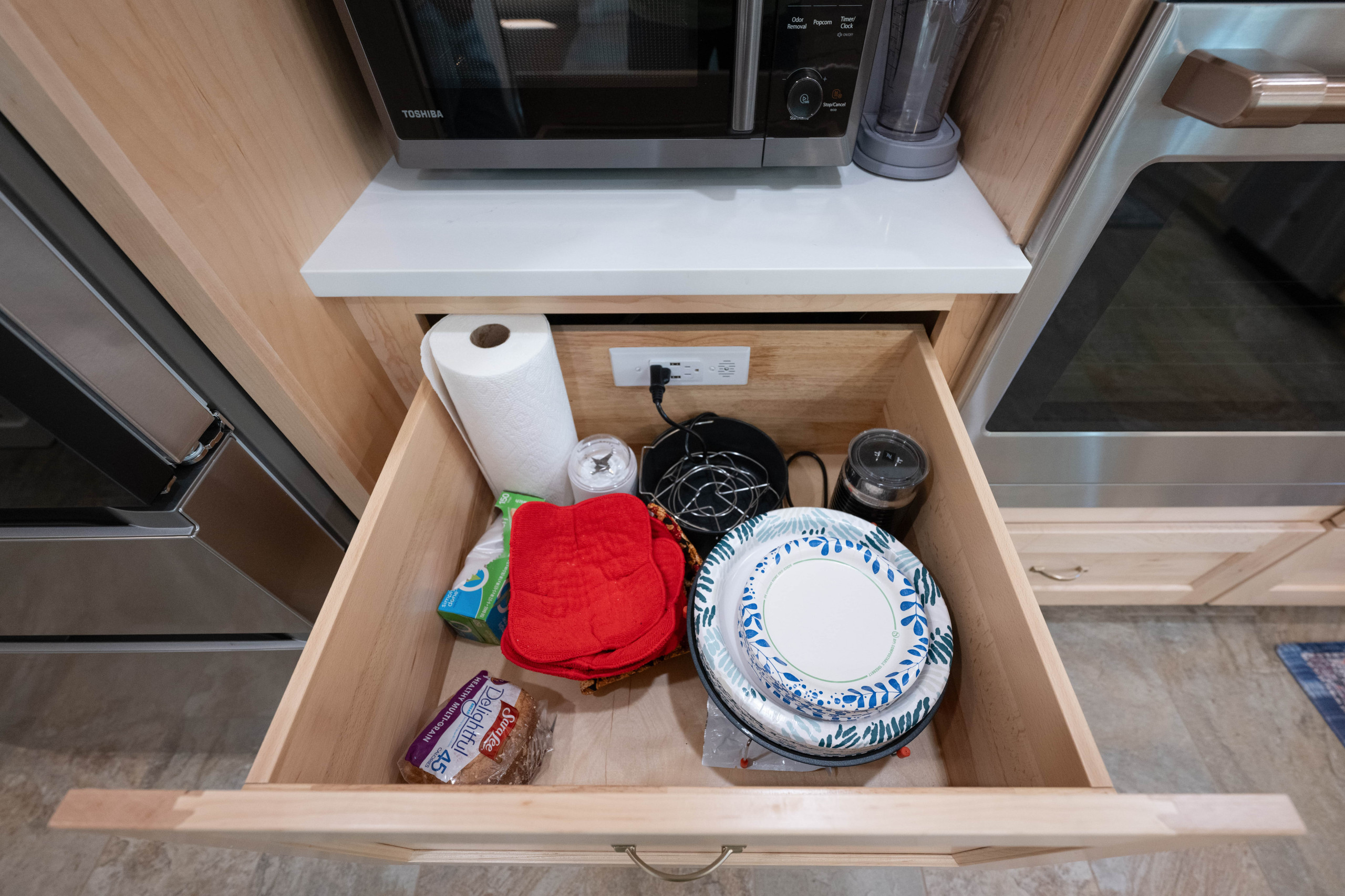 136 Lynhurst Drive - Kitchen