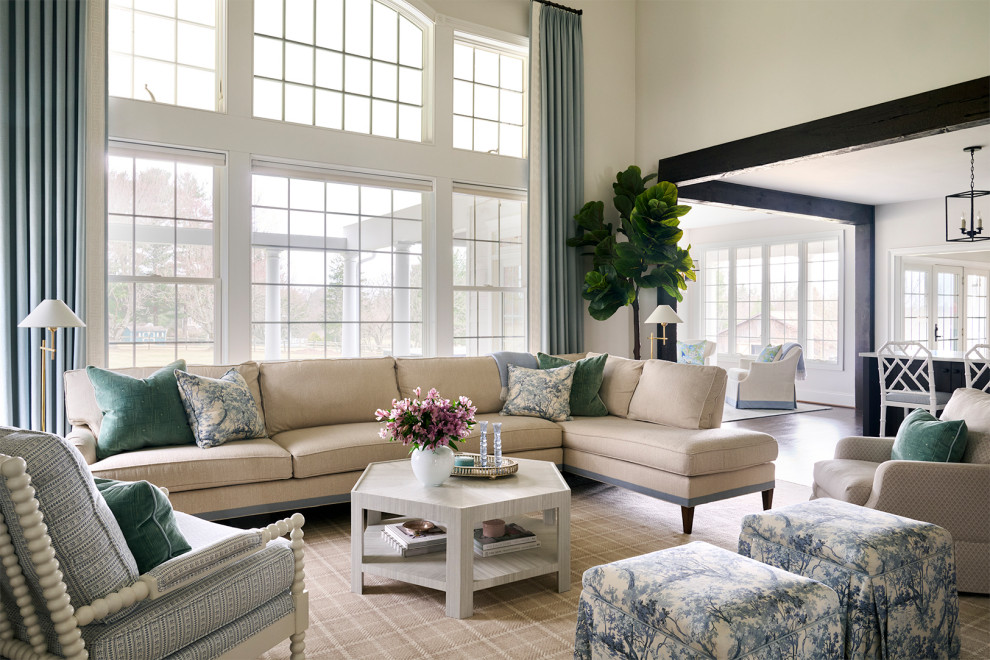 Inspiration for a timeless living room remodel in Philadelphia