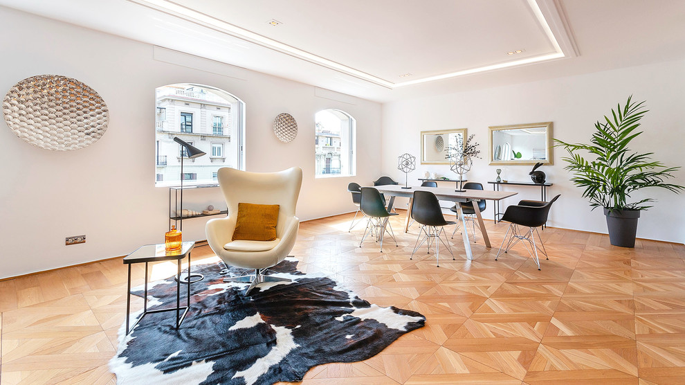 Diseño de comedor nórdico grande abierto