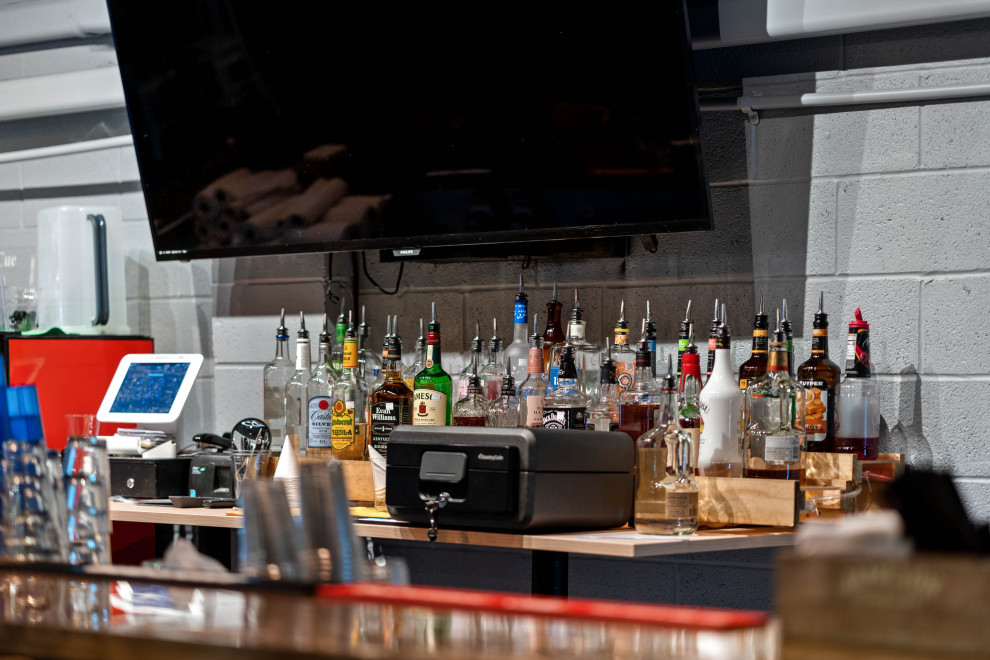 On Cue- Commercial Renovation