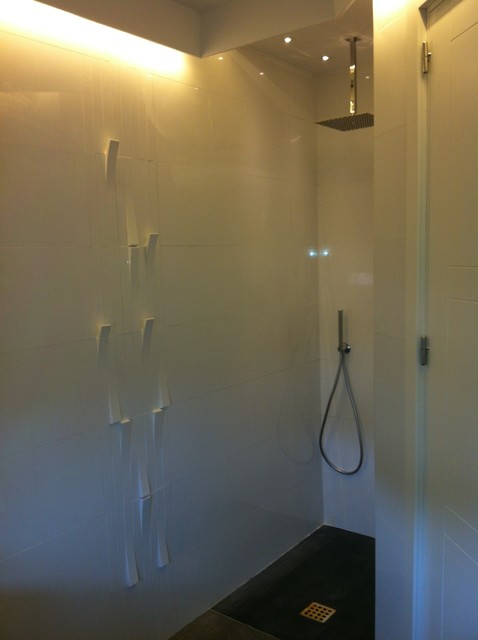 Casa unifimiliare contemporary-bathroom