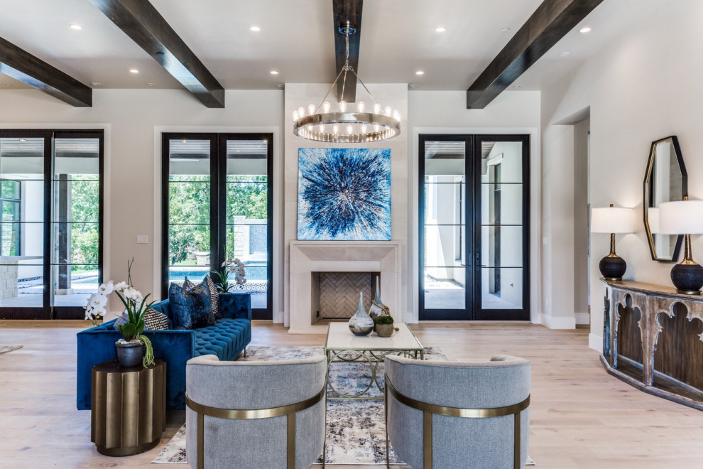 Home design - transitional home design idea in Austin
