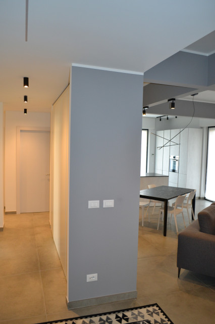Luce e colore industriell-allrum