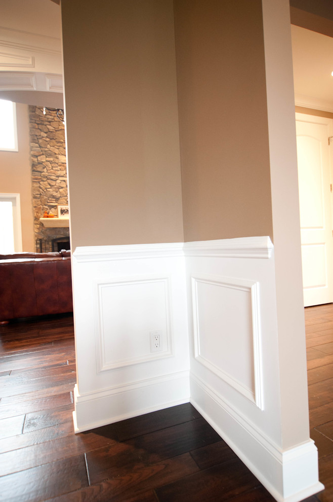 Home design - transitional home design idea