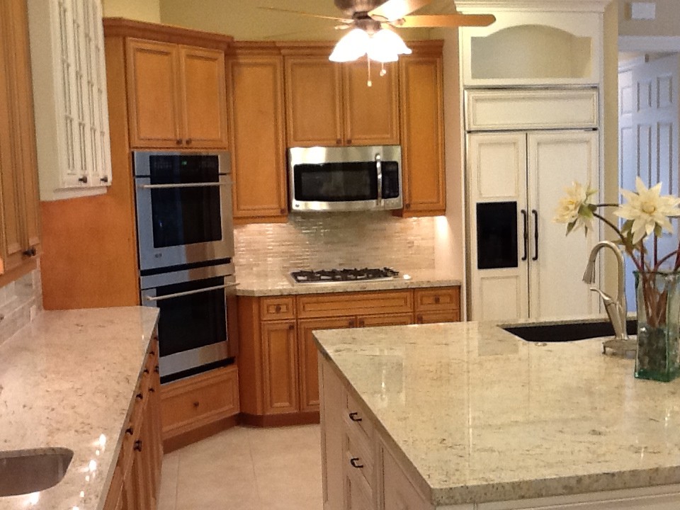 Inspiration for a transitional kitchen remodel in Miami