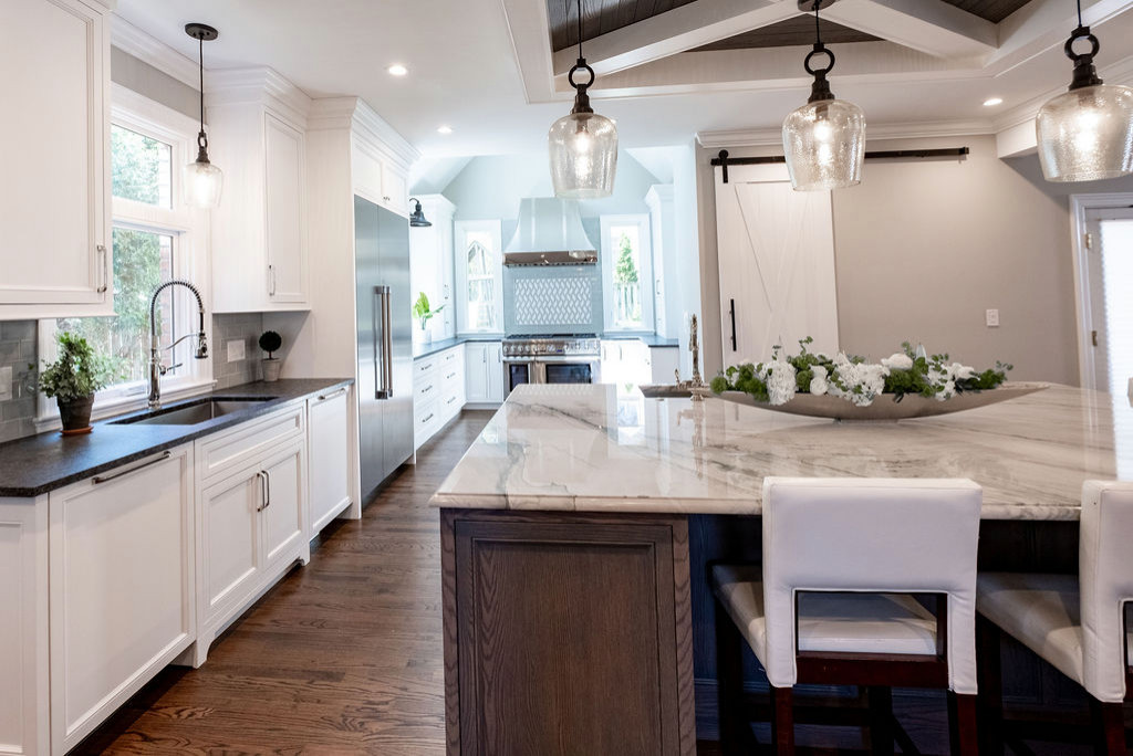 Modern Farmhouse Kitchen and Home Bar
