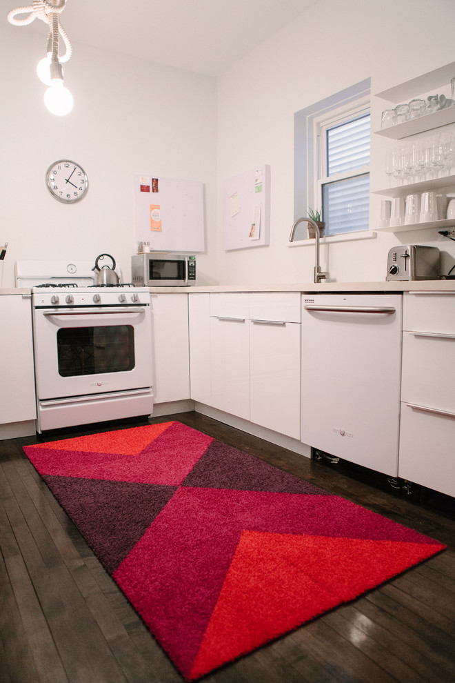 Inspiration for a transitional kitchen remodel in Chicago