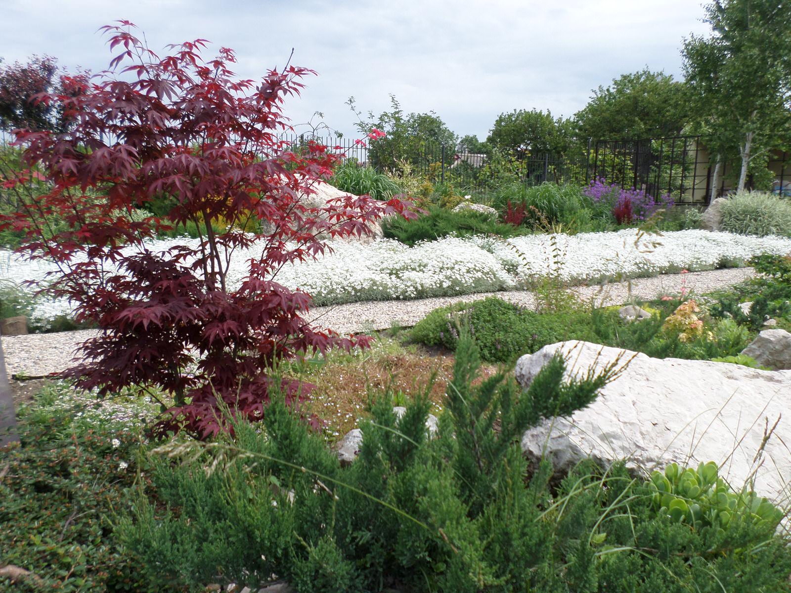 Сад над морем