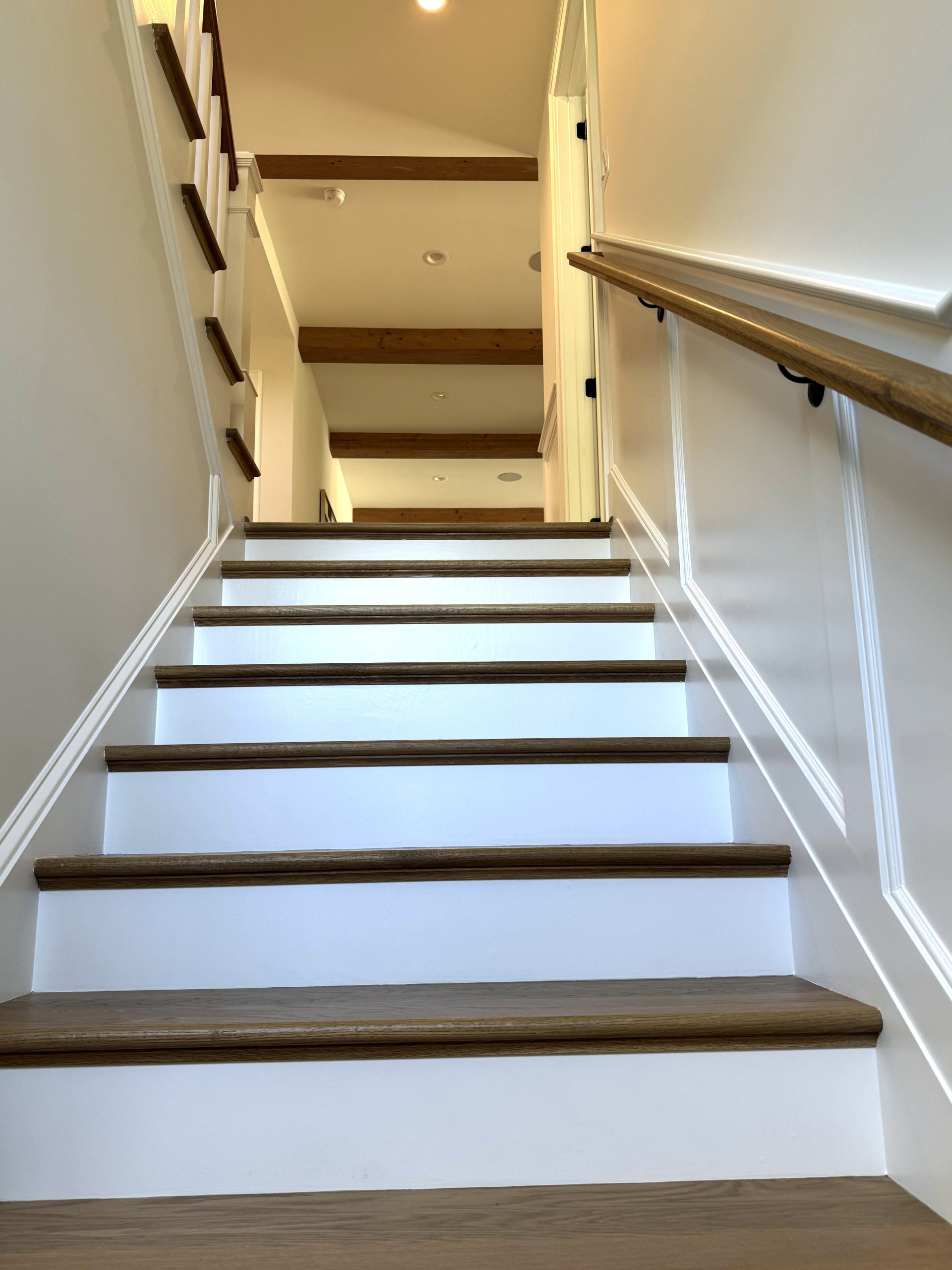 141_Timeless U Shaped Stair with Traditional Box Newels, Arlington, VA 22207