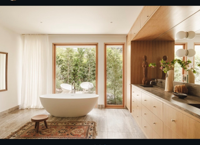 Bed / Bath 