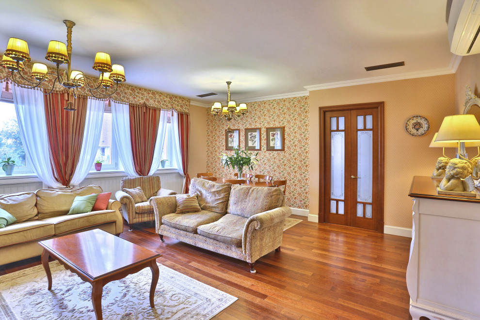 Трехкомнатная квартира на Петергофском