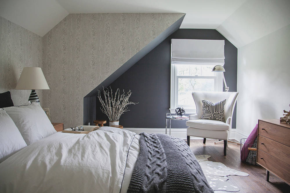 Bedroom Angled Wall Ideas Decorating Rooms With Slanted Ceilings: 10