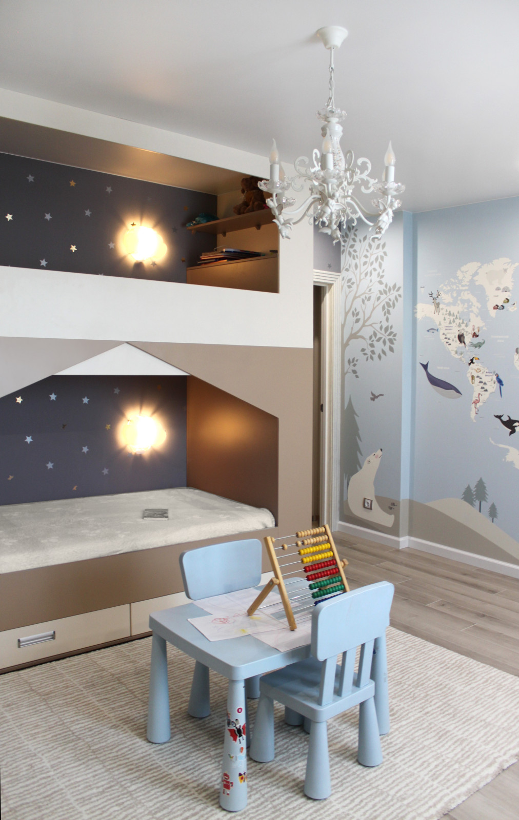 Реализованный дизайн интерьера детской комнаты