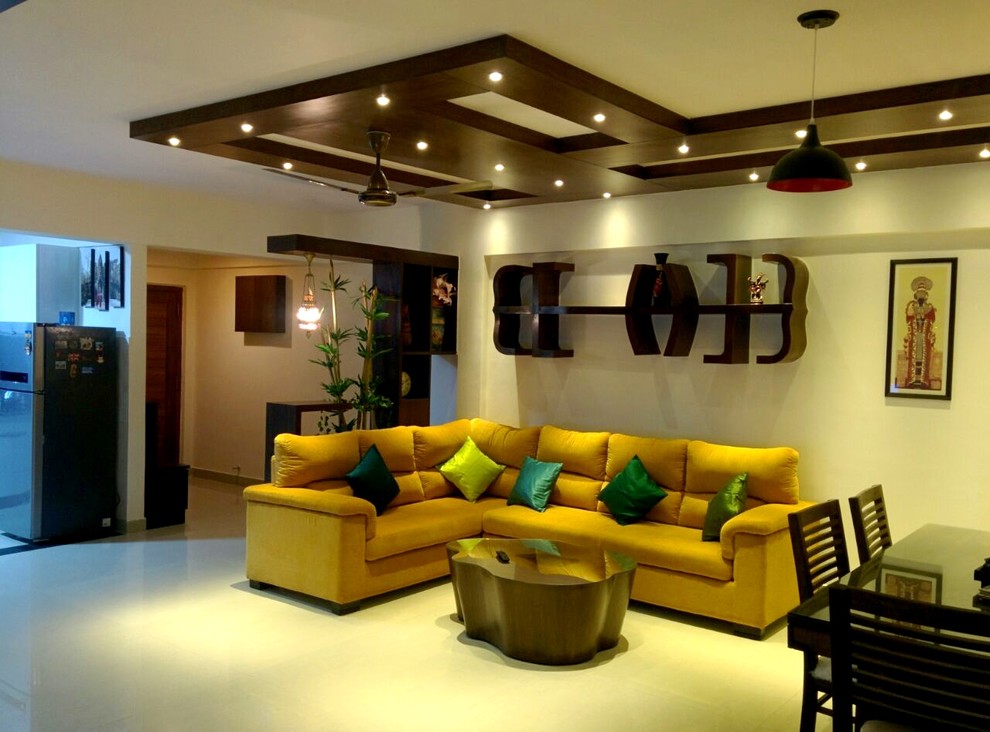 Design ideas for an eclectic living room in Bengaluru.