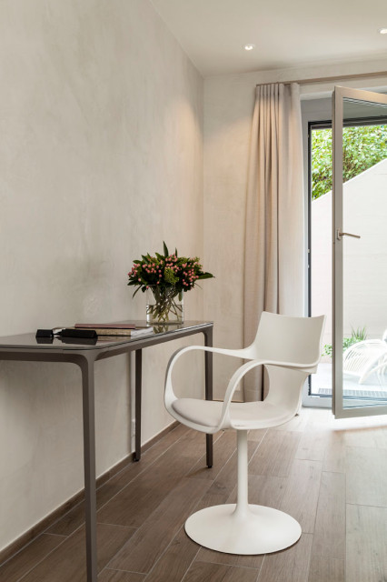 Studio e cameretta minimalistisch-arbeitszimmer