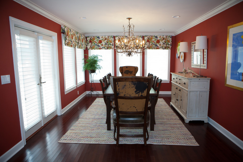 Dining room - transitional dining room idea